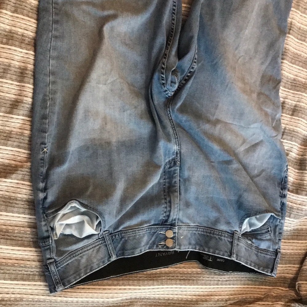 Plus size light washed Capri 26 Lane Bryant